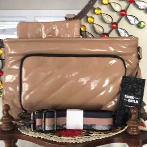 NWT THINK ROYLN Nude Patent Bank Street Crossbody w/Matching Pouch & Strap